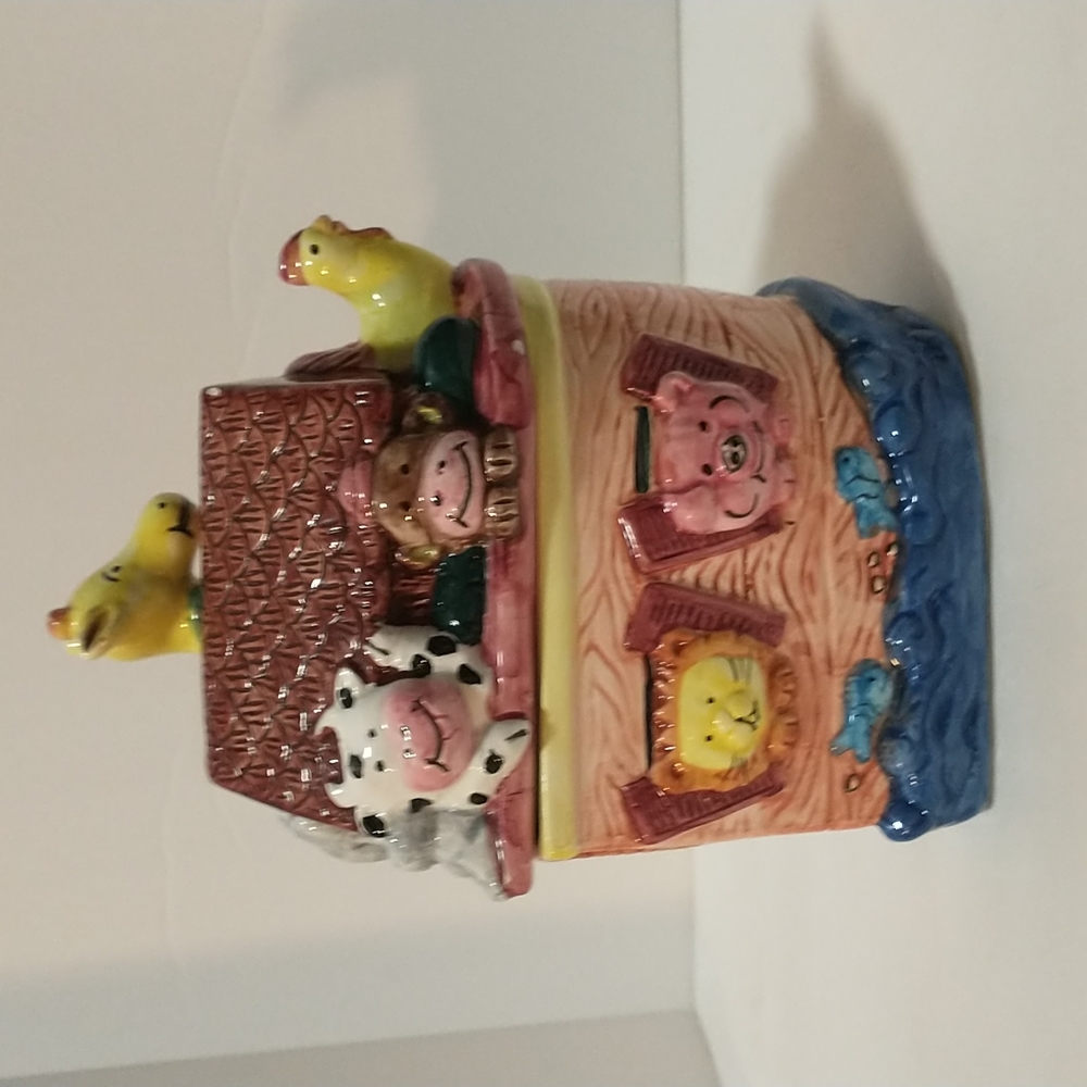 Vintage Express Productions Hand Painted SS "ARK" or Noah's Ark Cookie Treat Jar